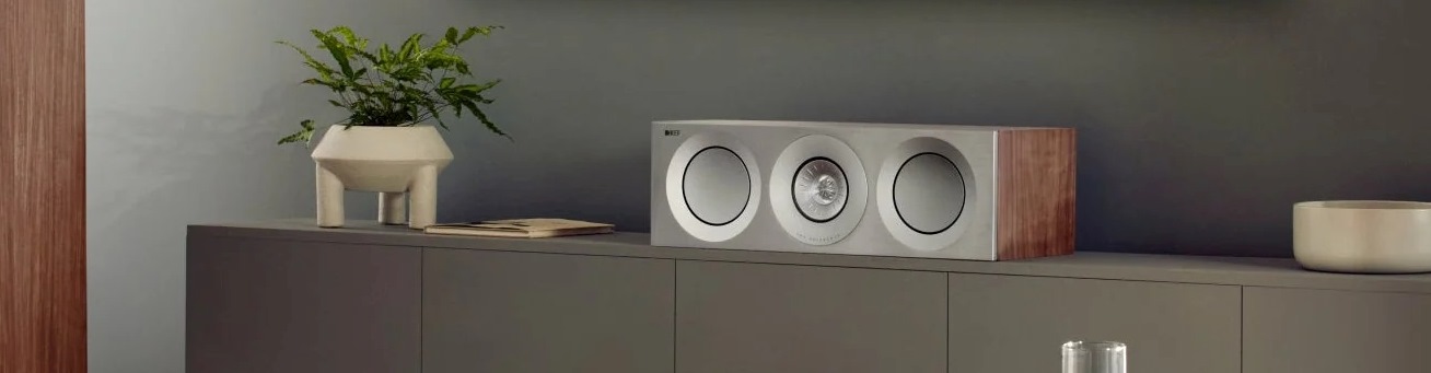 KEF Referencie 3 Meta Referencie 2 Meta SatinWalnutSilver Lifestyle Landscapex