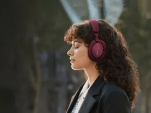 Bowers & Wilkins PX7S2e - rubínově červená (16/17)