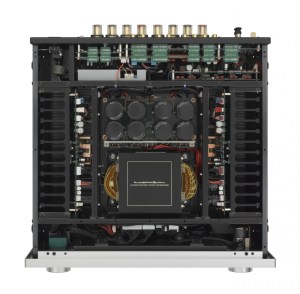 Luxman L-590AX Mark II (3/4)