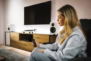 Pro-Ject Colourful Audio System 2 - All-in-one Hi-Fi systém s gramofónom - Satin White (7/9)